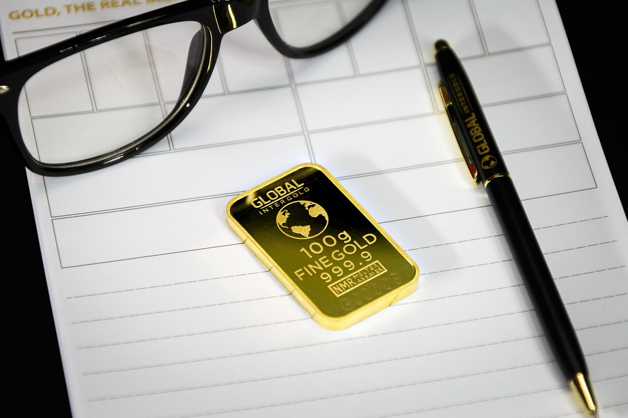澳门六福珠宝今日金价及回收指南，一探究竟的黄金视频解析